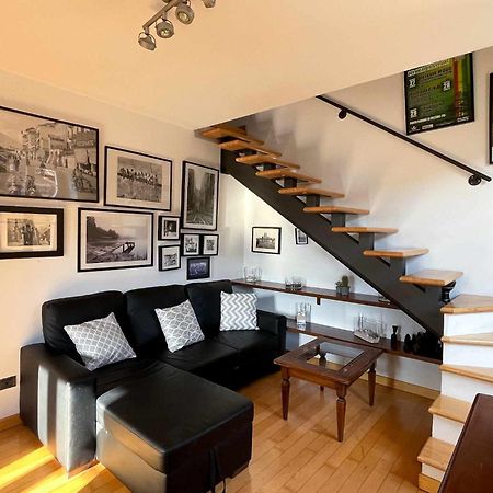Plinio Center Town Apartment Беладжо Екстериор снимка