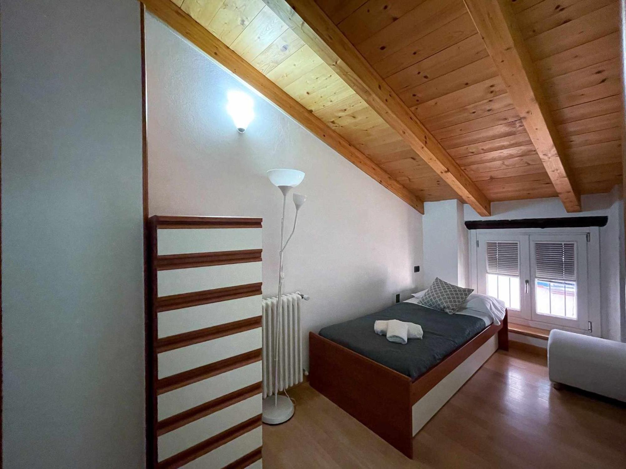 Plinio Center Town Apartment Беладжо Екстериор снимка