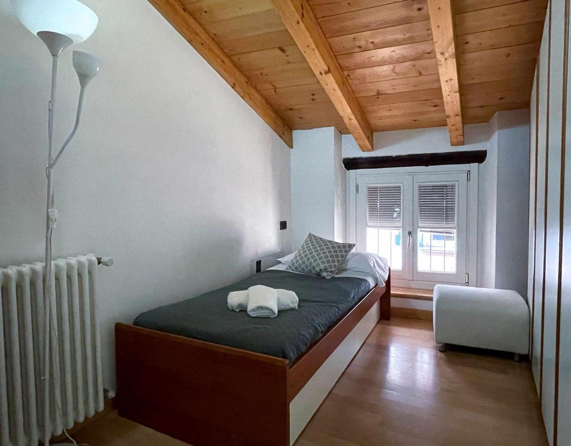 Plinio Center Town Apartment Беладжо Екстериор снимка